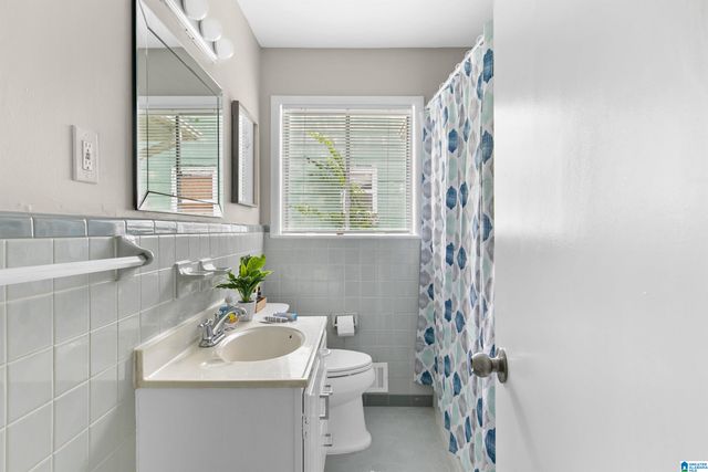 1717 28TH STREET, Birmingham, AL 35234