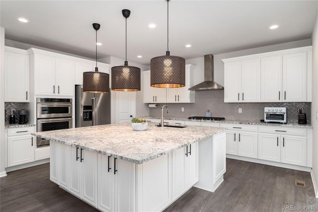 6822 S Vandriver Court, Aurora, CO 80016