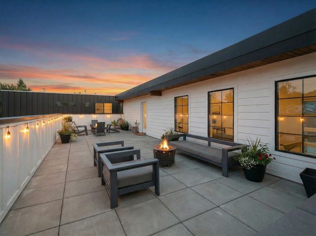 3326 E 55th Ave, Spokane, WA 99223