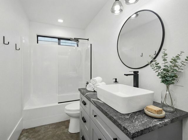 3326 E 55th Ave, Spokane, WA 99223