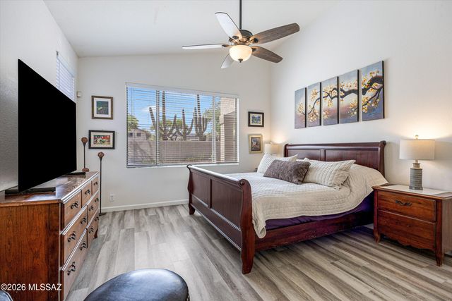 12929 N Meadview Way, Oro Valley, AZ 85755