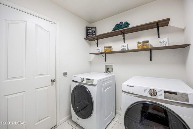 12929 N Meadview Way, Oro Valley, AZ 85755