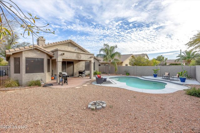 12929 N Meadview Way, Oro Valley, AZ 85755