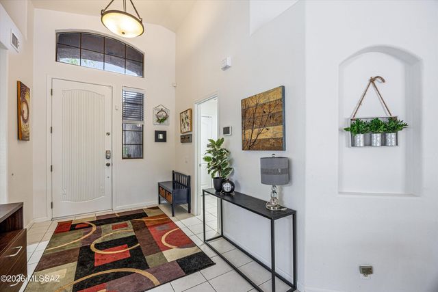 12929 N Meadview Way, Oro Valley, AZ 85755