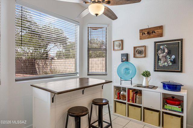 12929 N Meadview Way, Oro Valley, AZ 85755