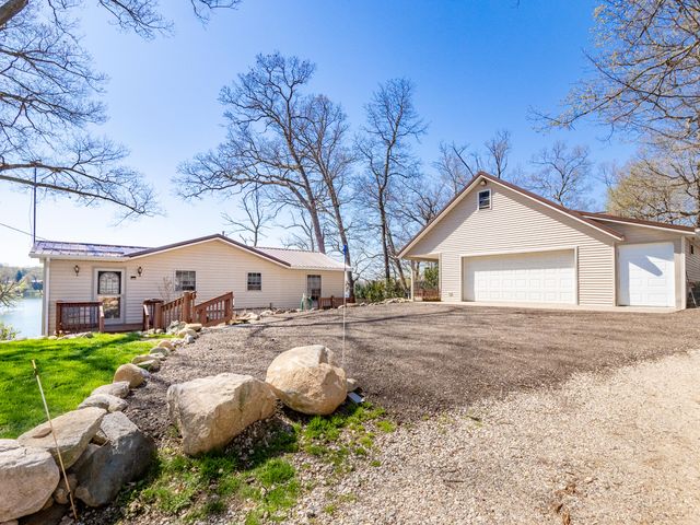 11915 Lakeway Street, Plainwell, MI 49080