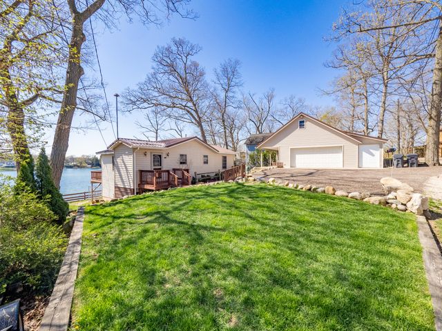 11915 Lakeway Street, Plainwell, MI 49080