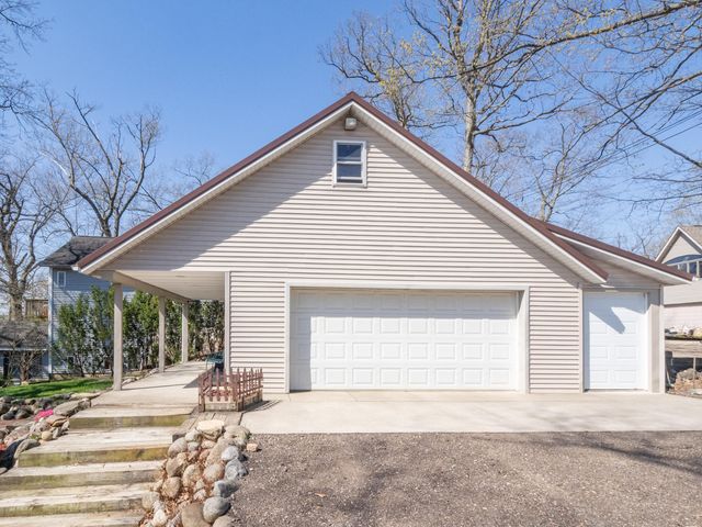 11915 Lakeway Street, Plainwell, MI 49080