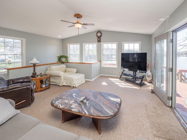 11915 Lakeway Street, Plainwell, MI 49080
