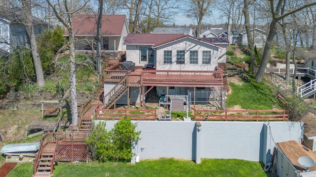 11915 Lakeway Street, Plainwell, MI 49080