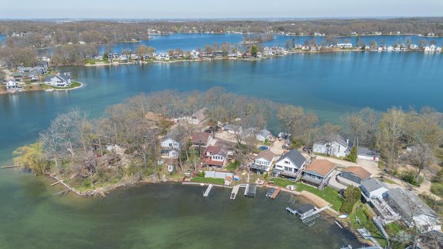 11915 Lakeway Street, Plainwell, MI 49080