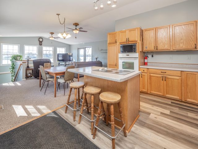 11915 Lakeway Street, Plainwell, MI 49080