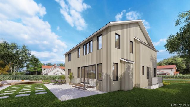 12 Landing Lane, East Quogue, NY 11942