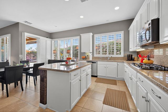 81157 Avenida Sombra, Indio, CA 92203