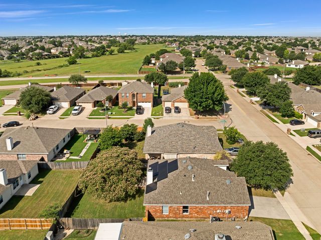 14124 Snaffle Bit Trail, Fort Worth, TX 76052