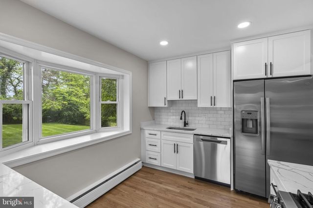 10242 STRATFORD AVE, Fairfax, VA 22030