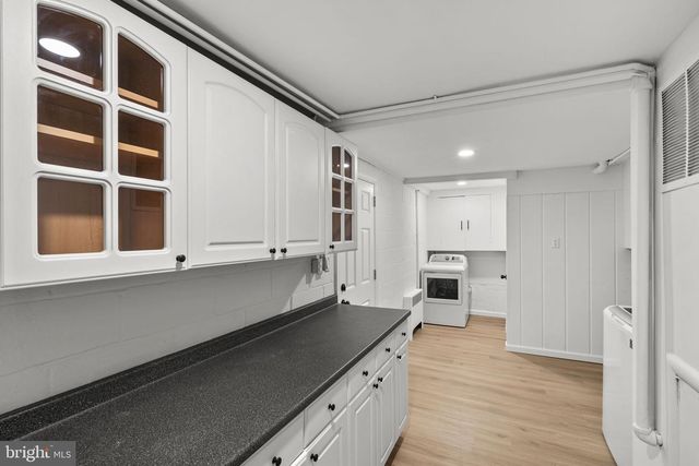 10242 STRATFORD AVE, Fairfax, VA 22030