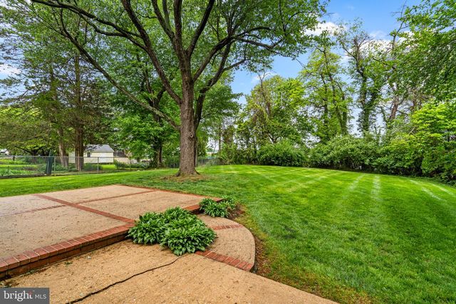 10242 STRATFORD AVE, Fairfax, VA 22030