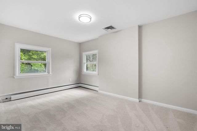 10242 STRATFORD AVE, Fairfax, VA 22030