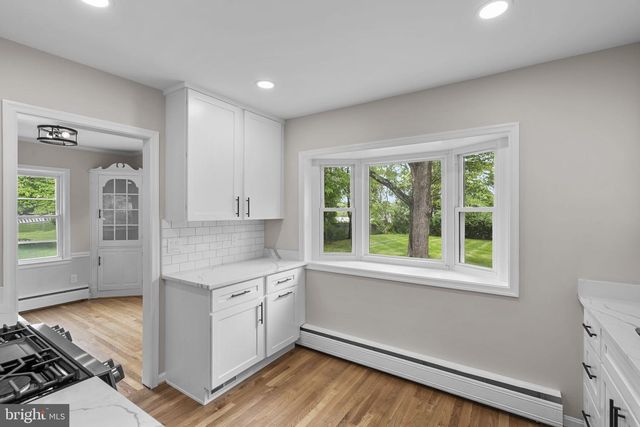 10242 STRATFORD AVE, Fairfax, VA 22030