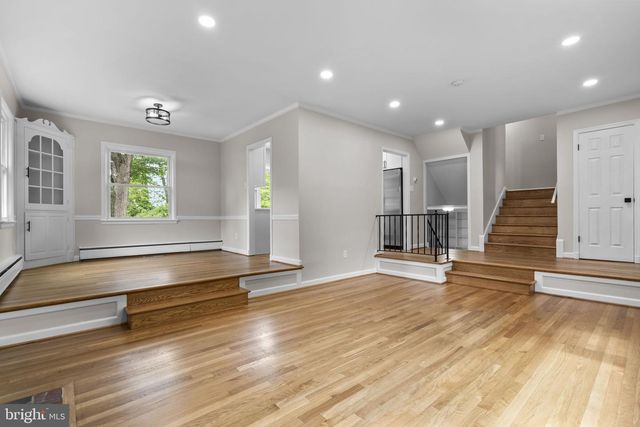 10242 STRATFORD AVE, Fairfax, VA 22030