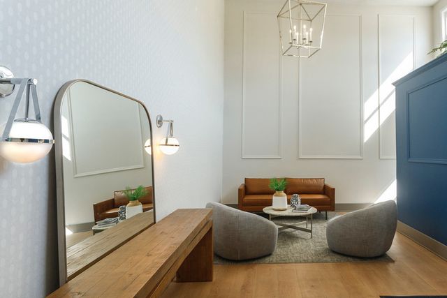 4250 W Lake Avenue 105C, Glenview, IL 60026