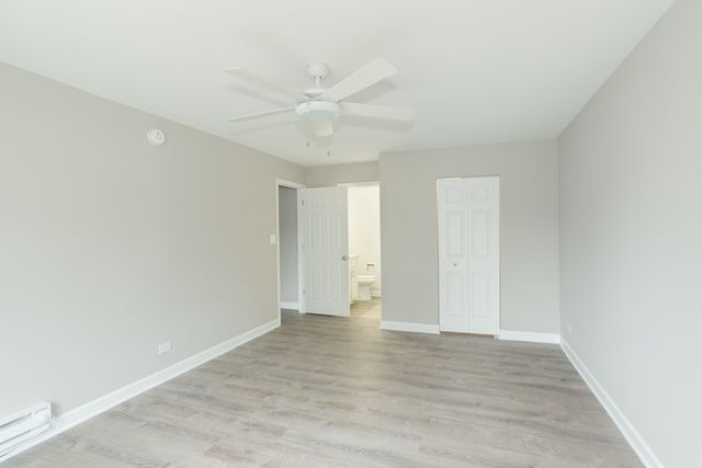 4250 W Lake Avenue 105C, Glenview, IL 60026