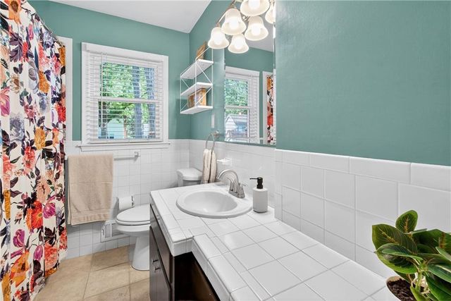7721 W 96th Terrace, Overland Park, KS 66212
