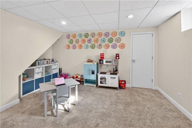 7721 W 96th Terrace, Overland Park, KS 66212