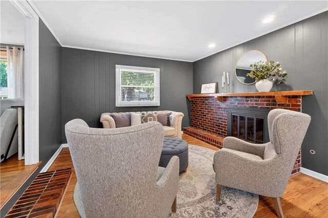 7721 W 96th Terrace, Overland Park, KS 66212