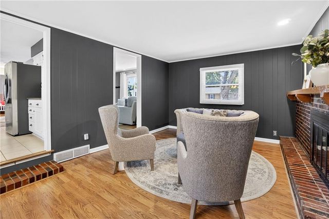 7721 W 96th Terrace, Overland Park, KS 66212