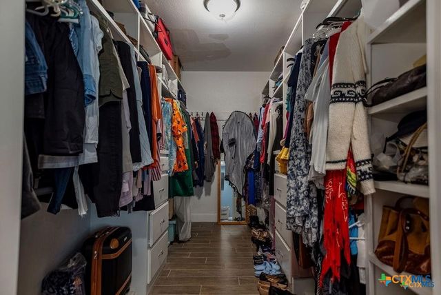 802 Mc Donald Road, Port Lavaca, TX 77979