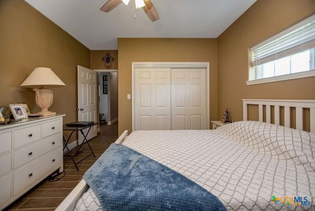 802 Mc Donald Road, Port Lavaca, TX 77979