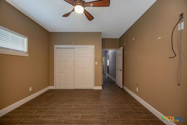 802 Mc Donald Road, Port Lavaca, TX 77979