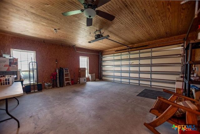 802 Mc Donald Road, Port Lavaca, TX 77979