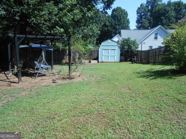 209 Pebble Creek Drive, Mcdonough, GA 30253