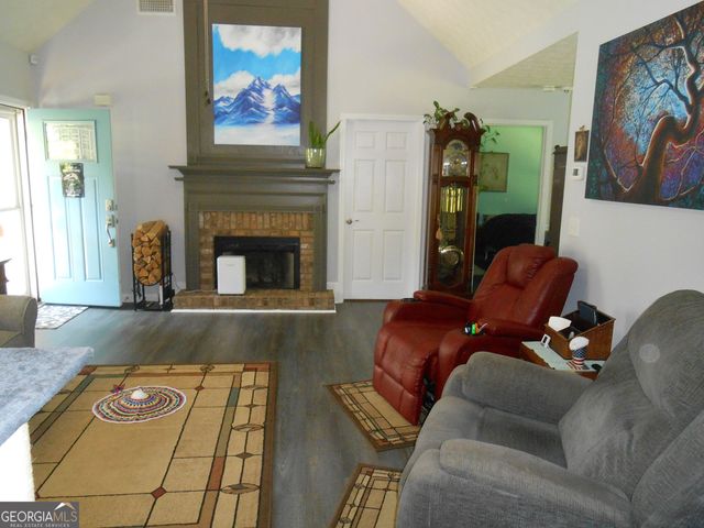 209 Pebble Creek Drive, Mcdonough, GA 30253