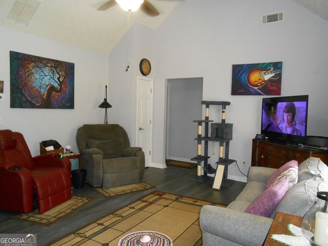 209 Pebble Creek Drive, Mcdonough, GA 30253