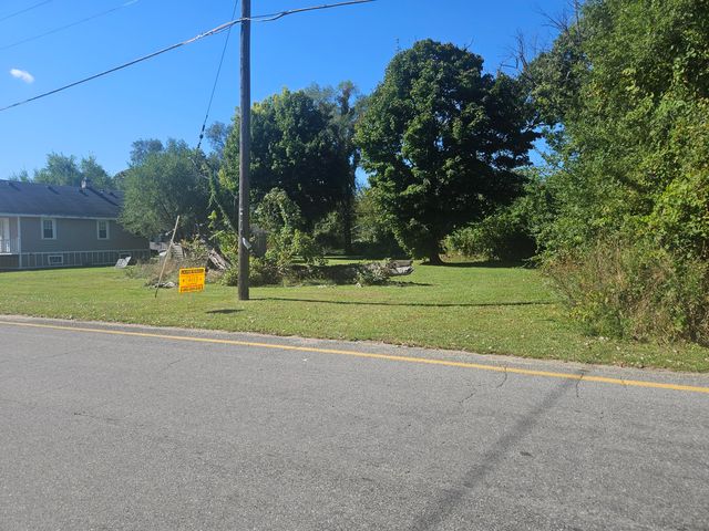 238 Pine Street, Benton Harbor City, MI 49022