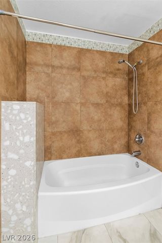 5576 West Rochelle Avenue 32A, Las Vegas, NV 89103