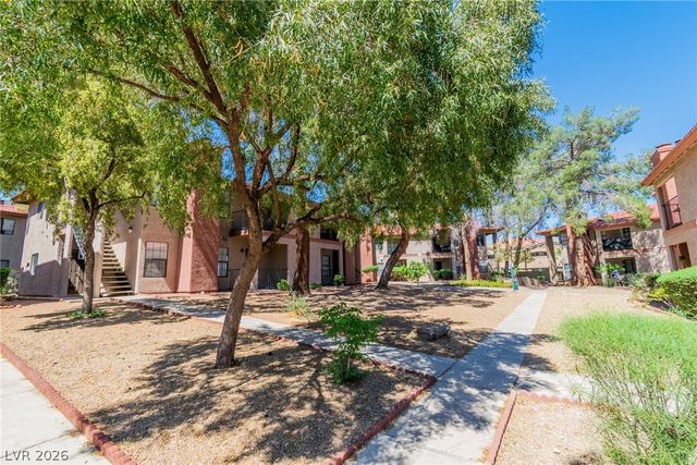 5576 West Rochelle Avenue 32A, Las Vegas, NV 89103