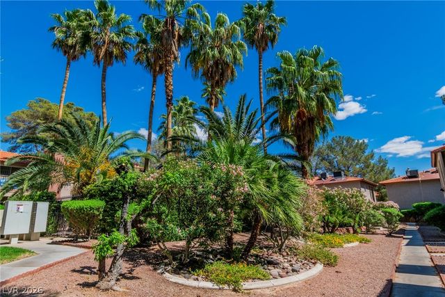 5576 West Rochelle Avenue 32A, Las Vegas, NV 89103