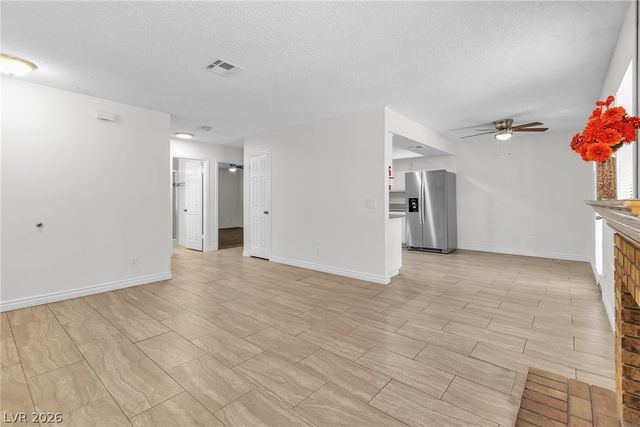 5576 West Rochelle Avenue 32A, Las Vegas, NV 89103