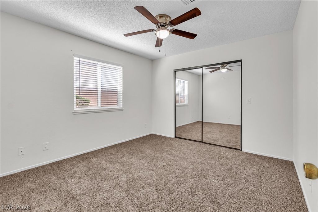 Image 13 of property listing at 5576 West Rochelle Avenue 32A, Las Vegas, NV 89103