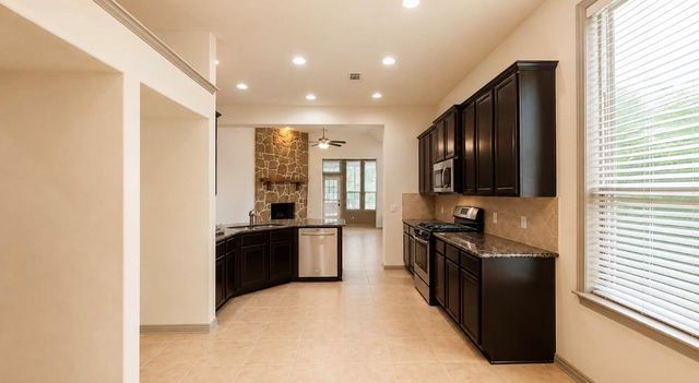 6181 Bridgewater Lane, League City, TX 77573