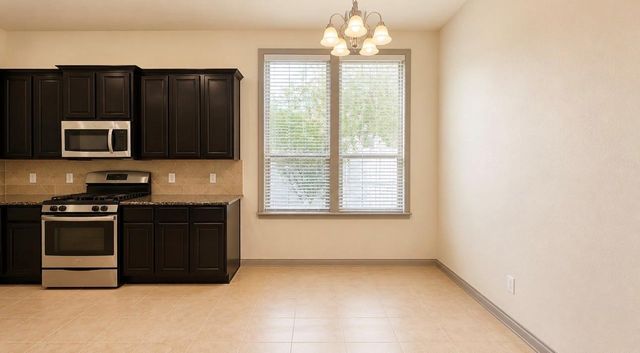 6181 Bridgewater Lane, League City, TX 77573