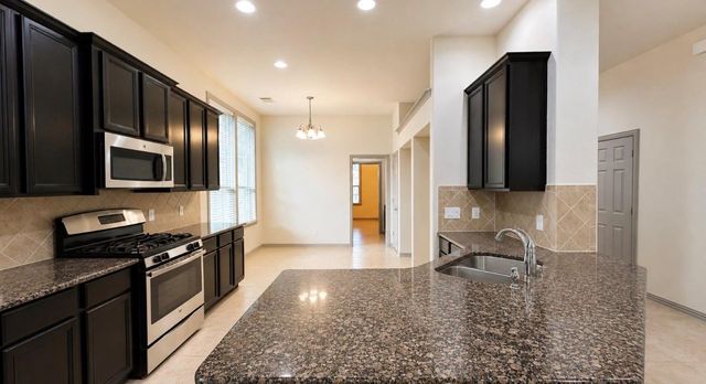 6181 Bridgewater Lane, League City, TX 77573