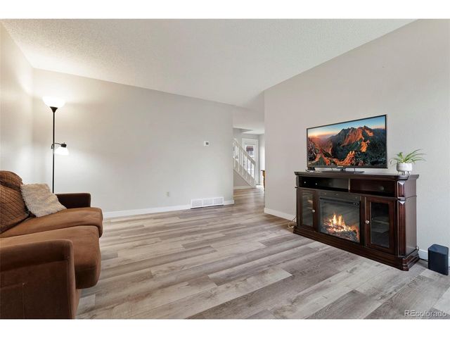 804 Lashley St, Longmont, CO 80504