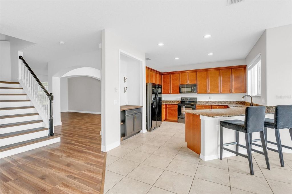 Image 15 of property listing at 13066 HATHERTON CIRCLE, Orlando, FL 32832