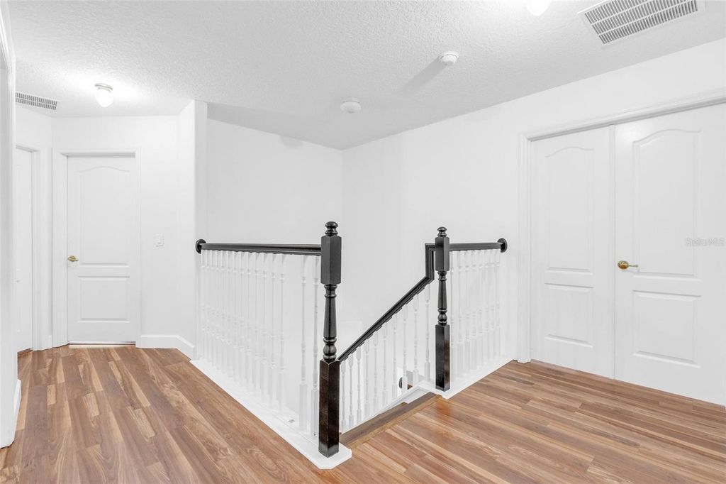 Image 26 of property listing at 13066 HATHERTON CIRCLE, Orlando, FL 32832